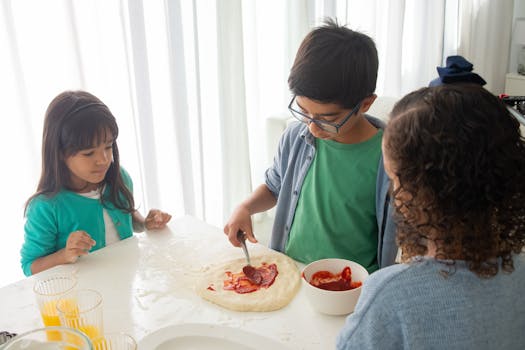 Uşaq Aşpazlıq Saatı — Pizza Düzəldirik!